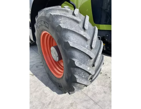 Tracteur Claas Arion 660 Cmatic