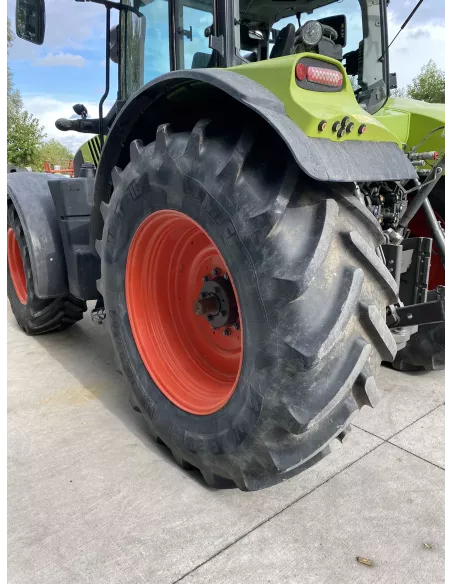 Tracteur Claas Arion 640 Cmatic