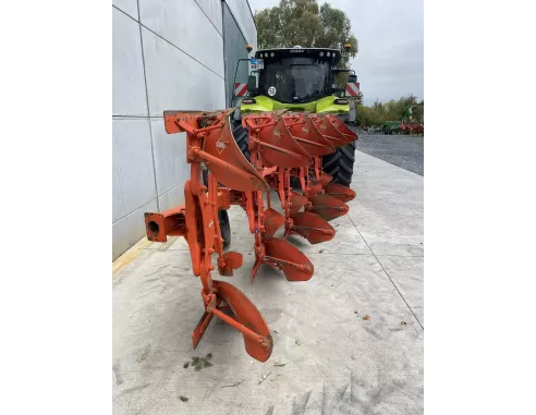 Charrue Kuhn Varimaster 122