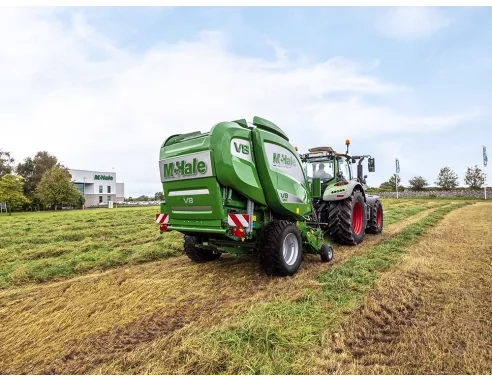 Presse à balles rondes V8950