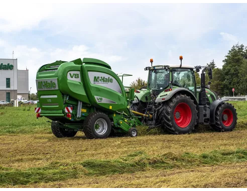 Presse à balles rondes V8960