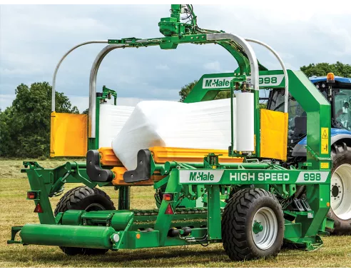 Enrubanneuse à Balles Cubiques Trainée 998 High Speed