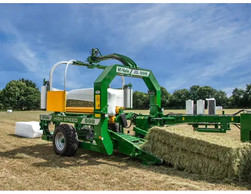 Enrubanneuse à Balles Cubiques Trainée 998 High Speed
