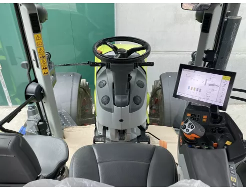 Tracteur Claas Axion 830 Cmatic