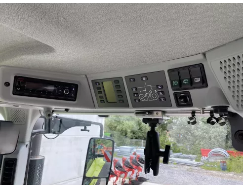 Tracteur Claas Axion 830 Cmatic