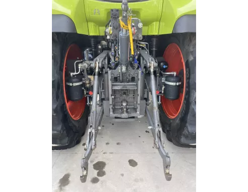 Tracteur Claas Arion 660 Cmatic