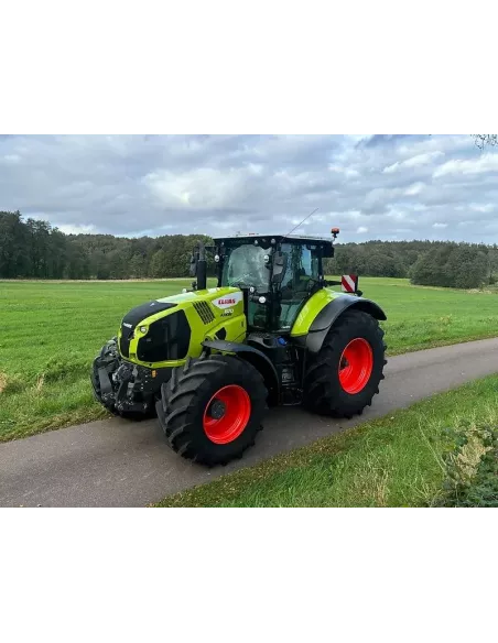 Tracteur Axion 800