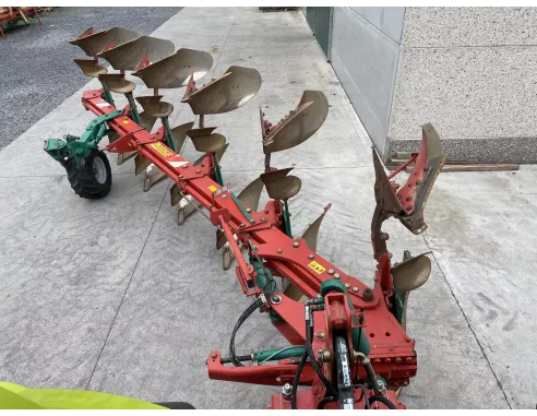 Charrue Kverneland LS 100-200 - 6 corps