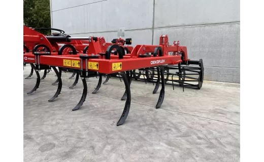 Déchaumeur à dents Grégoire Besson Dekoflex 60 2