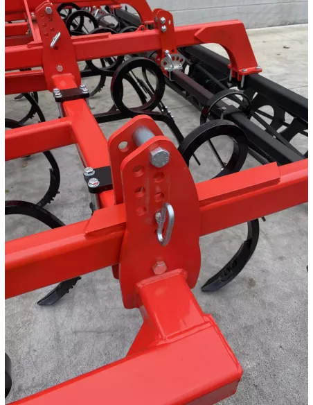 Déchaumeur à dents Grégoire Besson Dekoflex 60