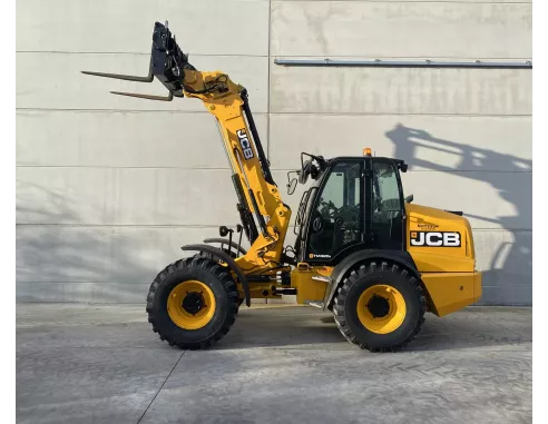 Chargeuse télescopique JCB TM 320 S
