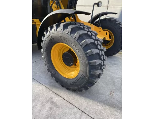 Chargeuse télescopique JCB TM 320 S