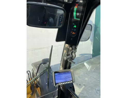 Chargeuse télescopique JCB TM 320 S