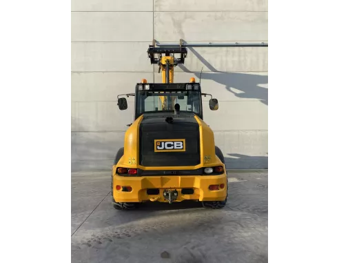 Chargeuse télescopique JCB TM 320 S