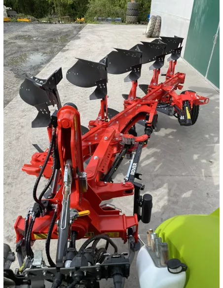 Charrue Rover 50 à Lille (Nord) - Travail du sol Grégoire Besson