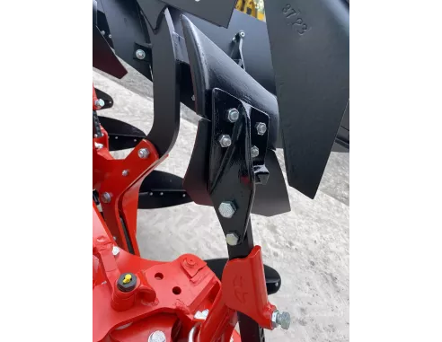 Charrue Rover 50 à Lille (Nord) - Travail du sol Grégoire Besson