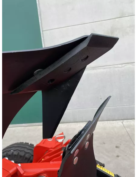 Charrue Rover 50 à Lille (Nord) - Travail du sol Grégoire Besson