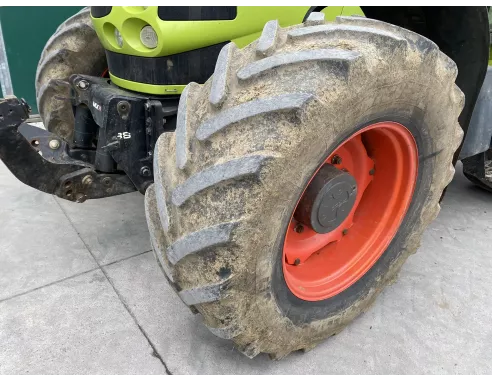 Tracteur Claas Arion 630 cis