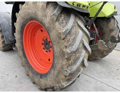 Tracteur Claas Arion 630 cis