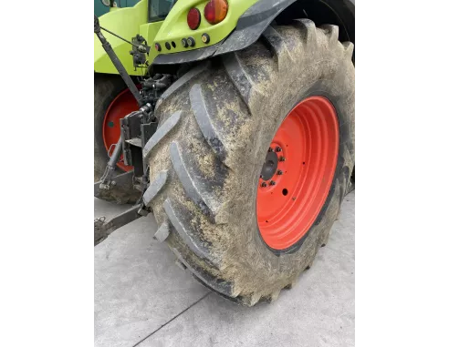 Tracteur Claas Arion 630 cis