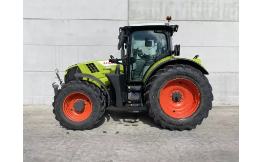 Tracteur Claas Arion 660 Cmatic