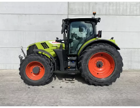 Tracteur Claas Arion 660 Cmatic